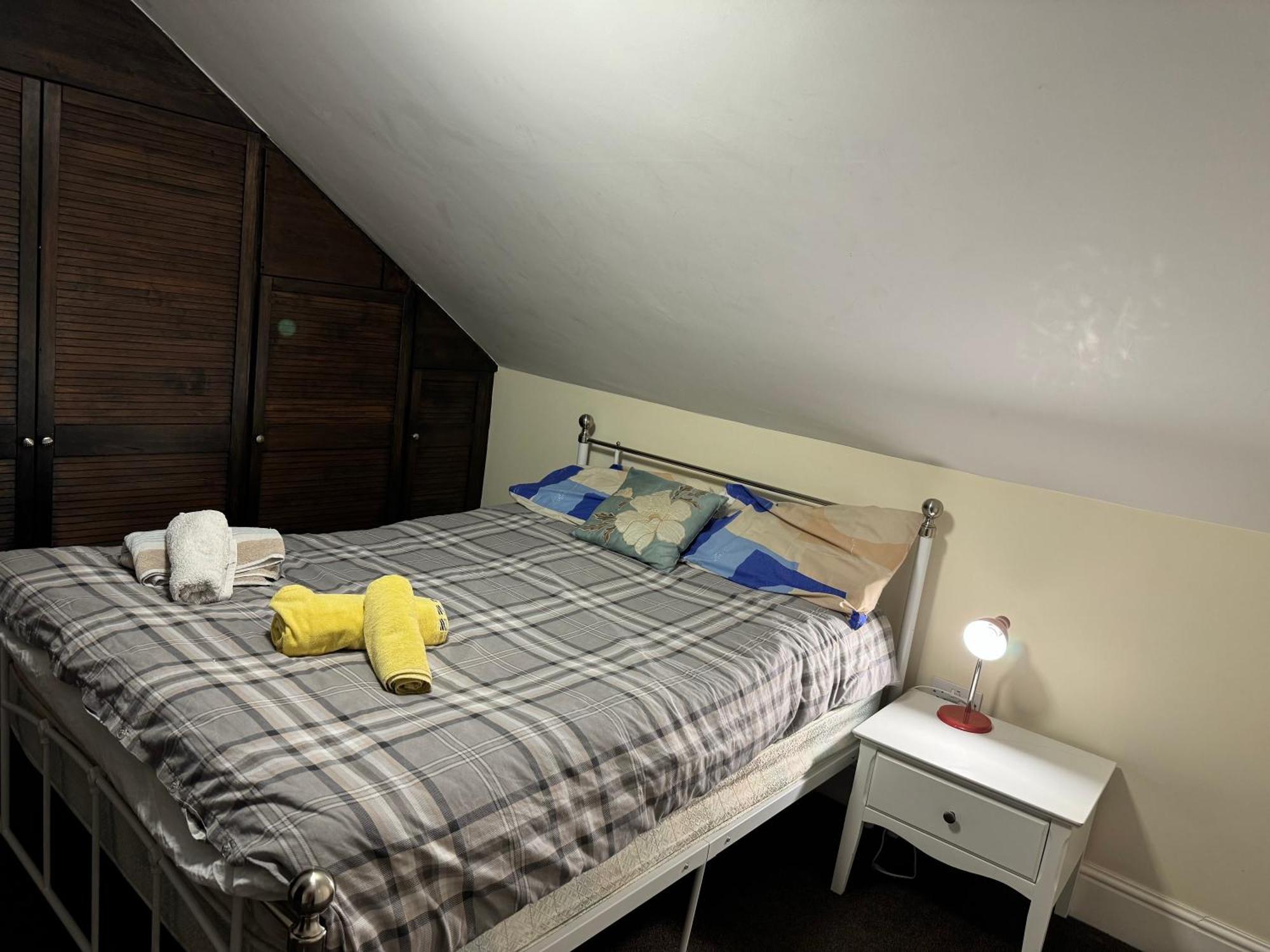 Comfortable Home Away From Home, Town Centre, Free Parking,Multiple Rooms 切尔滕纳姆 外观 照片