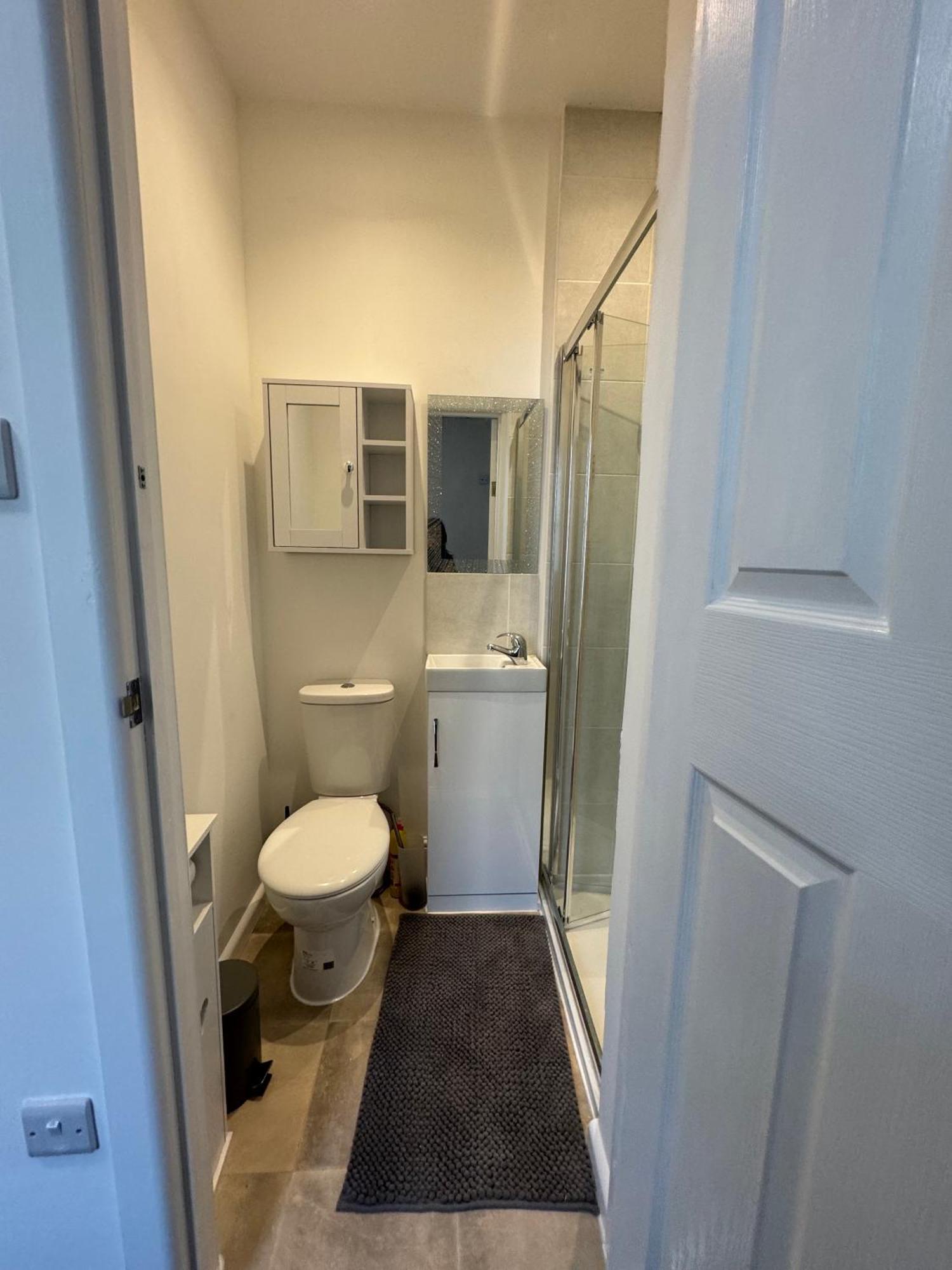 Comfortable Home Away From Home, Town Centre, Free Parking,Multiple Rooms 切尔滕纳姆 外观 照片
